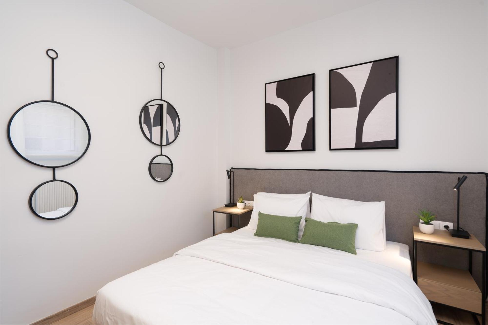 Luxury Apartment Next To The National Museum Афины Экстерьер фото