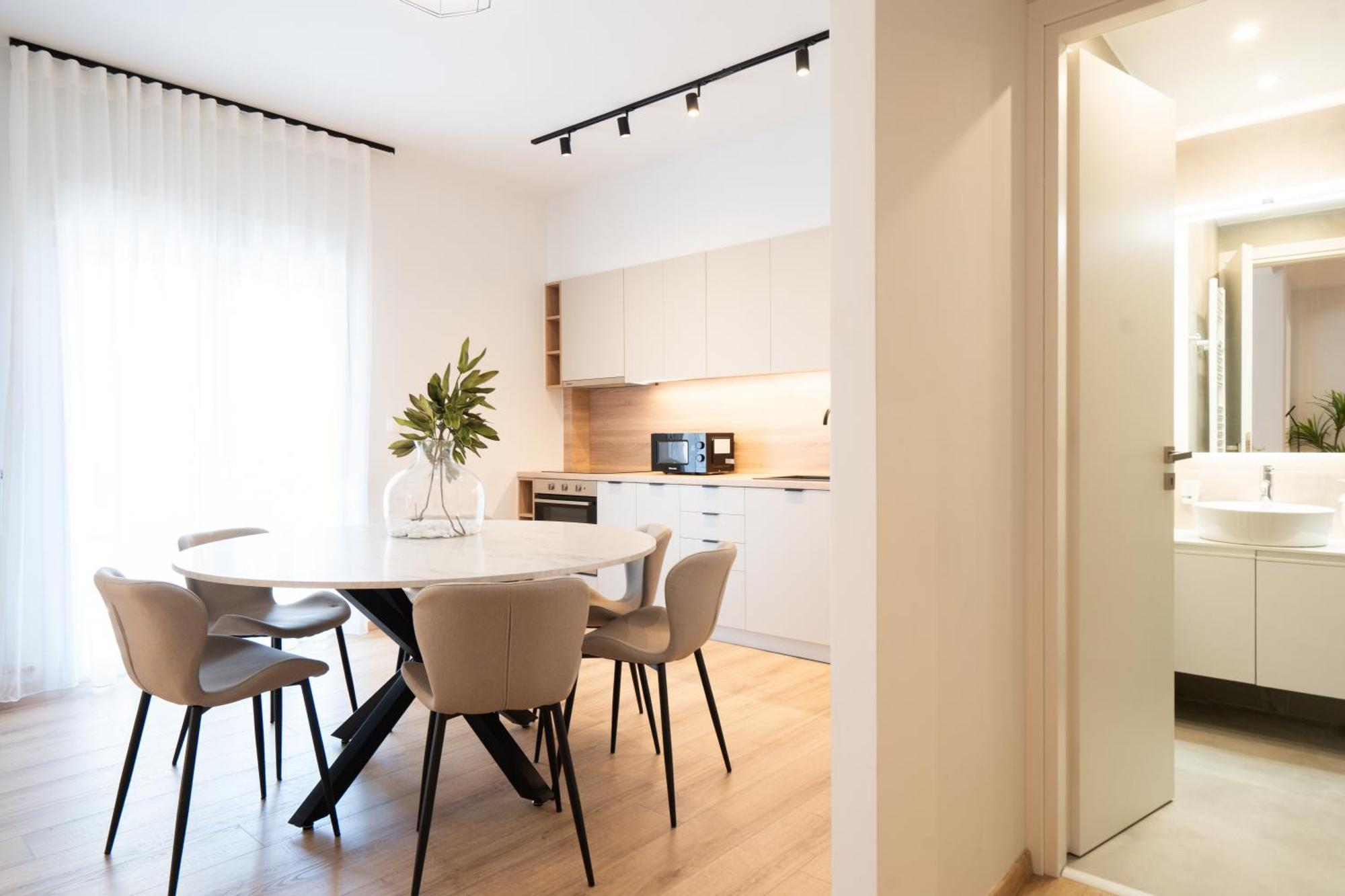 Luxury Apartment Next To The National Museum Афины Экстерьер фото